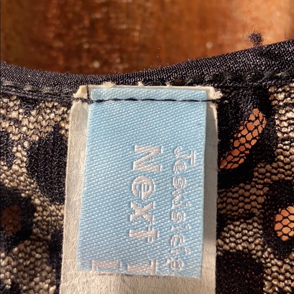 Top - Picture 4 of 5